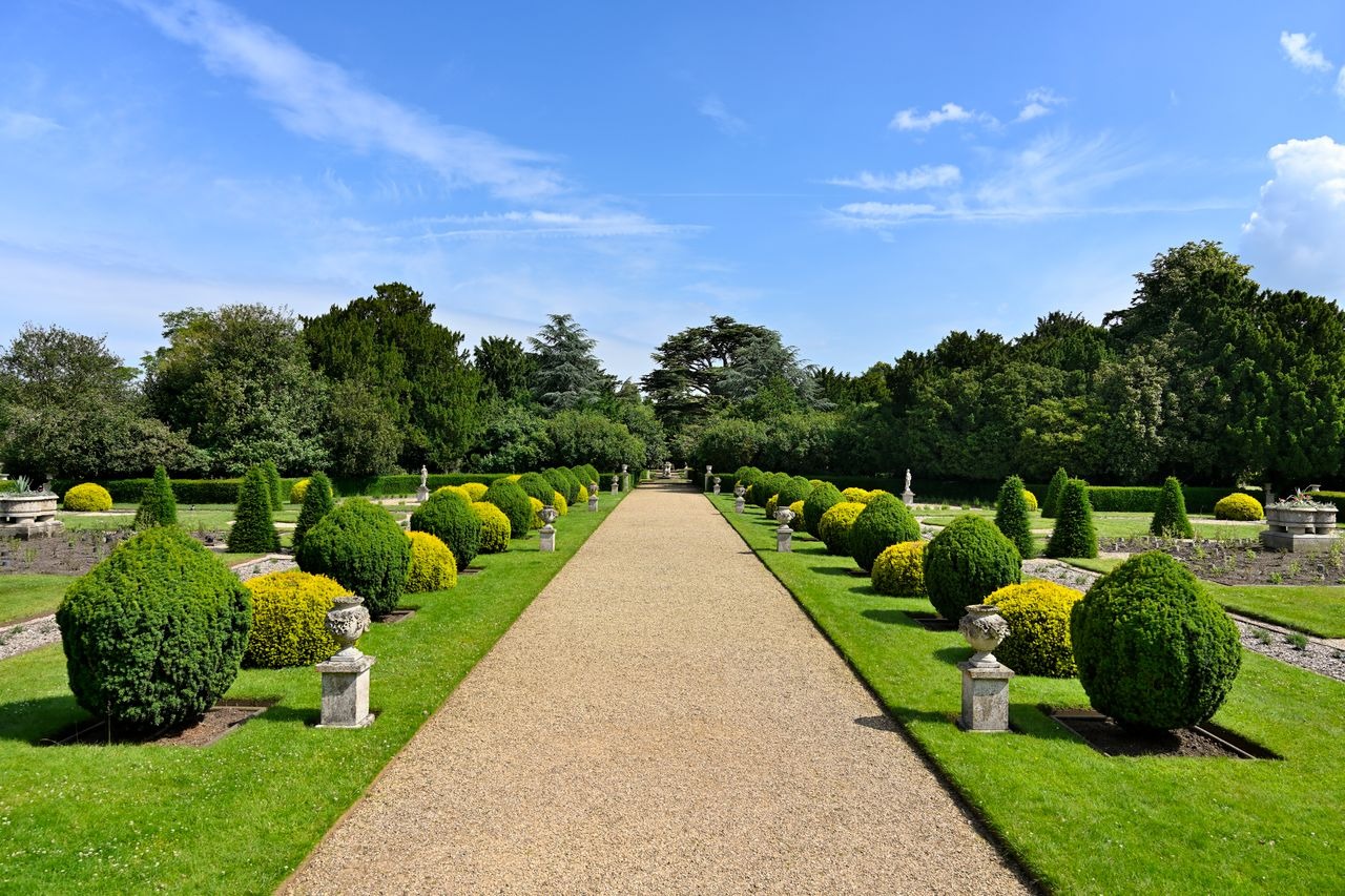 Commercial Grounds Maintenance
